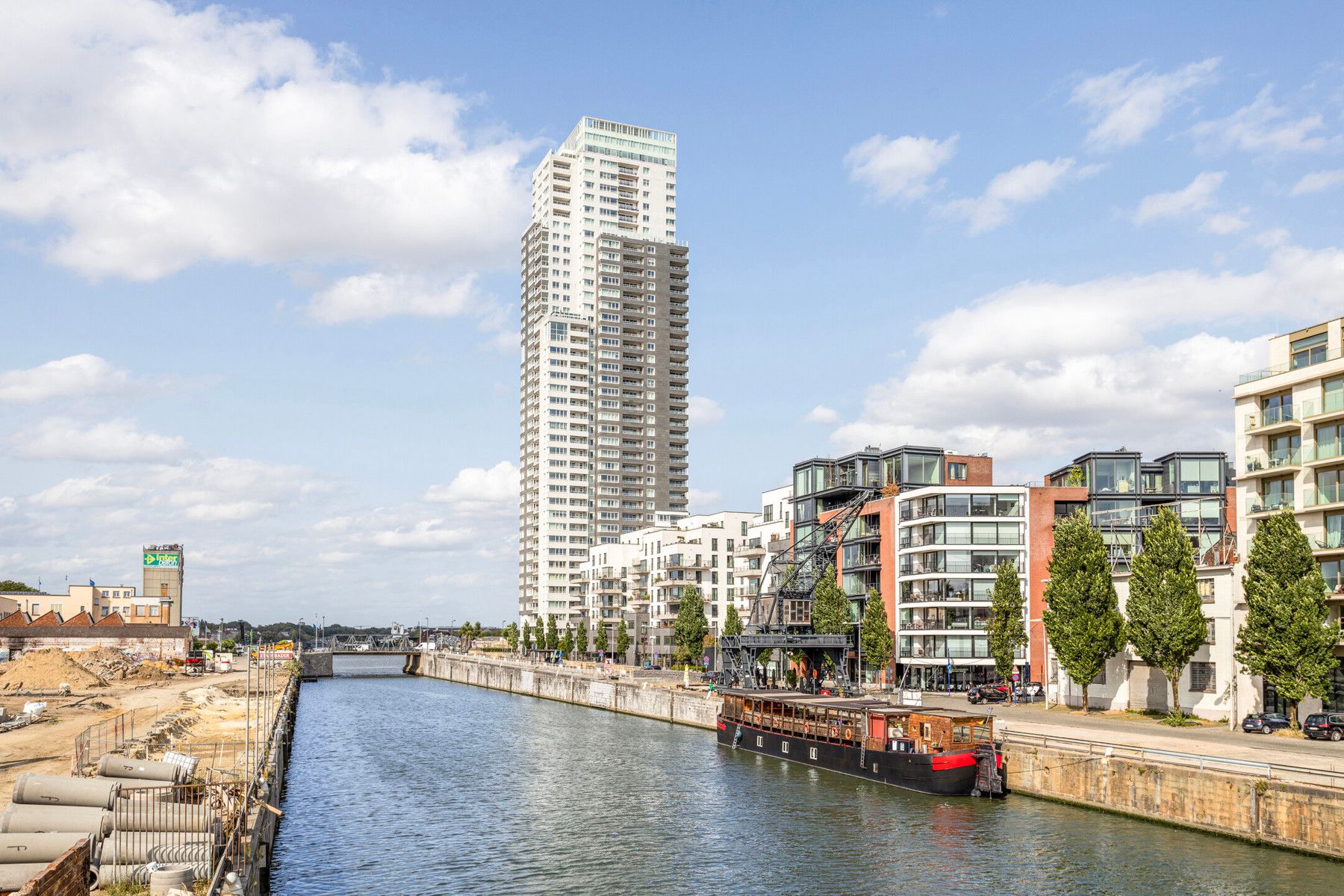 Luxueus appartement met 2 slpk. en uitzicht in Up-Site tower foto 23