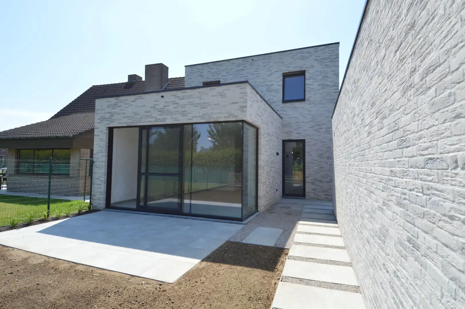 Nieuwbouwwoning met 3 slaapkamers en garage in Gullegem foto 12