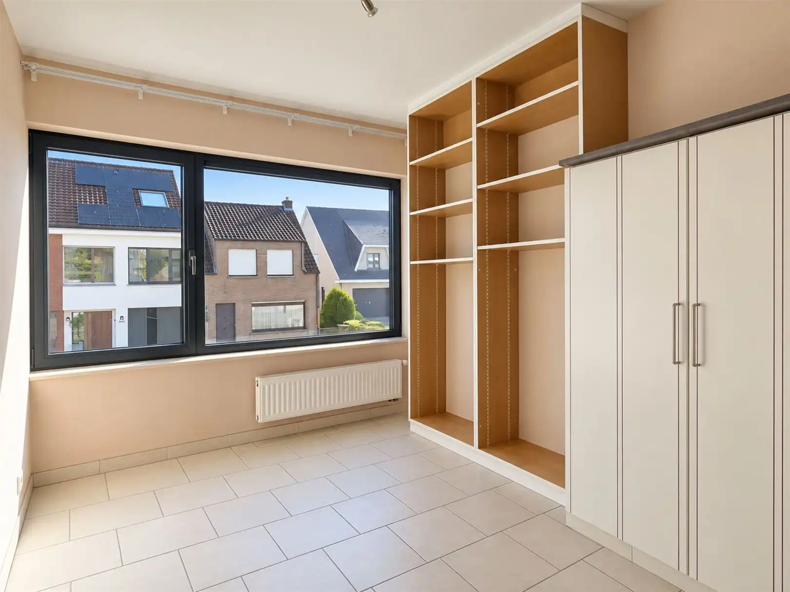 Appartement met twee slaapkamers en riant terras  foto 6