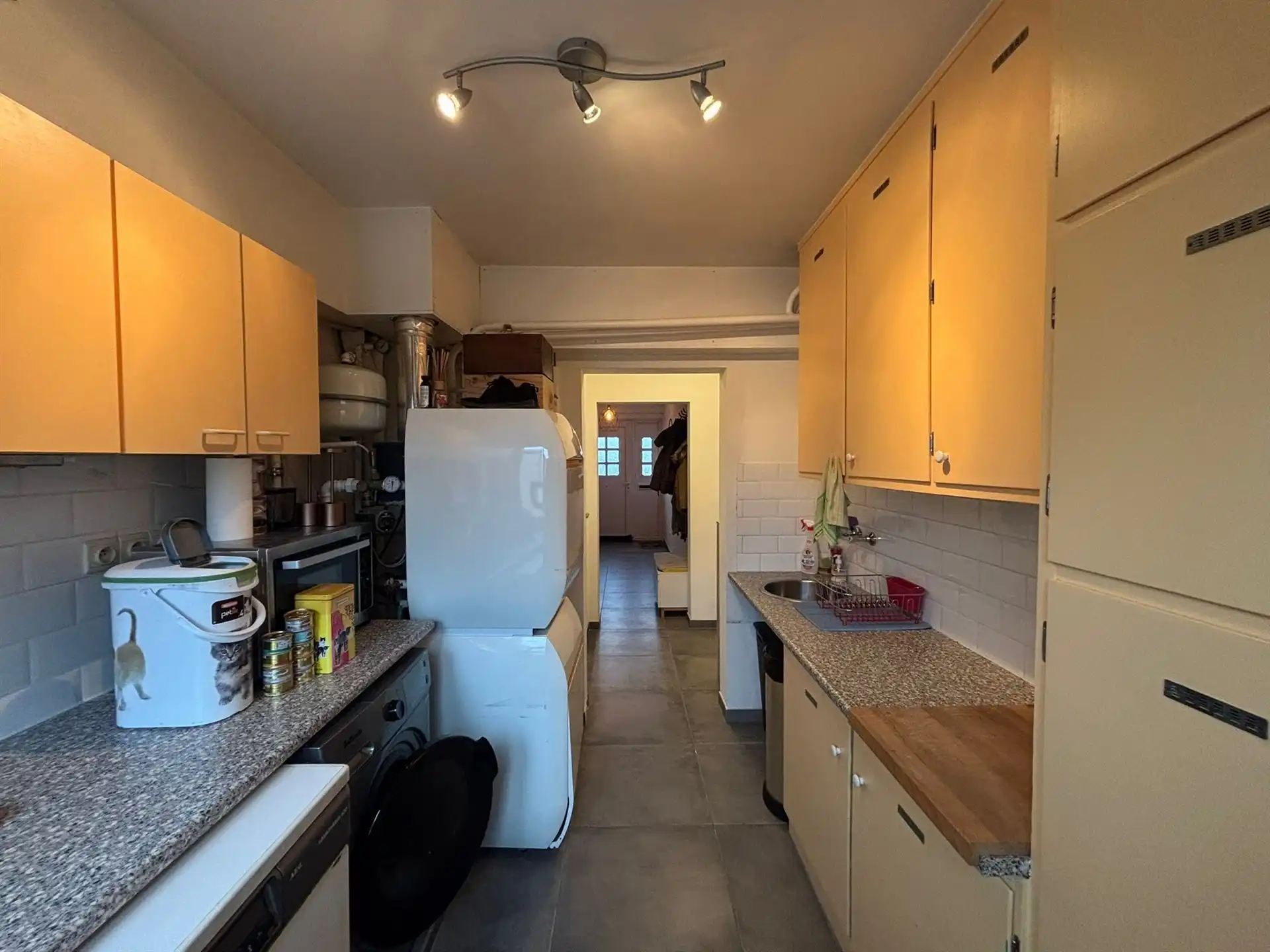 Woning met garage en tuin in alle rust! foto 32