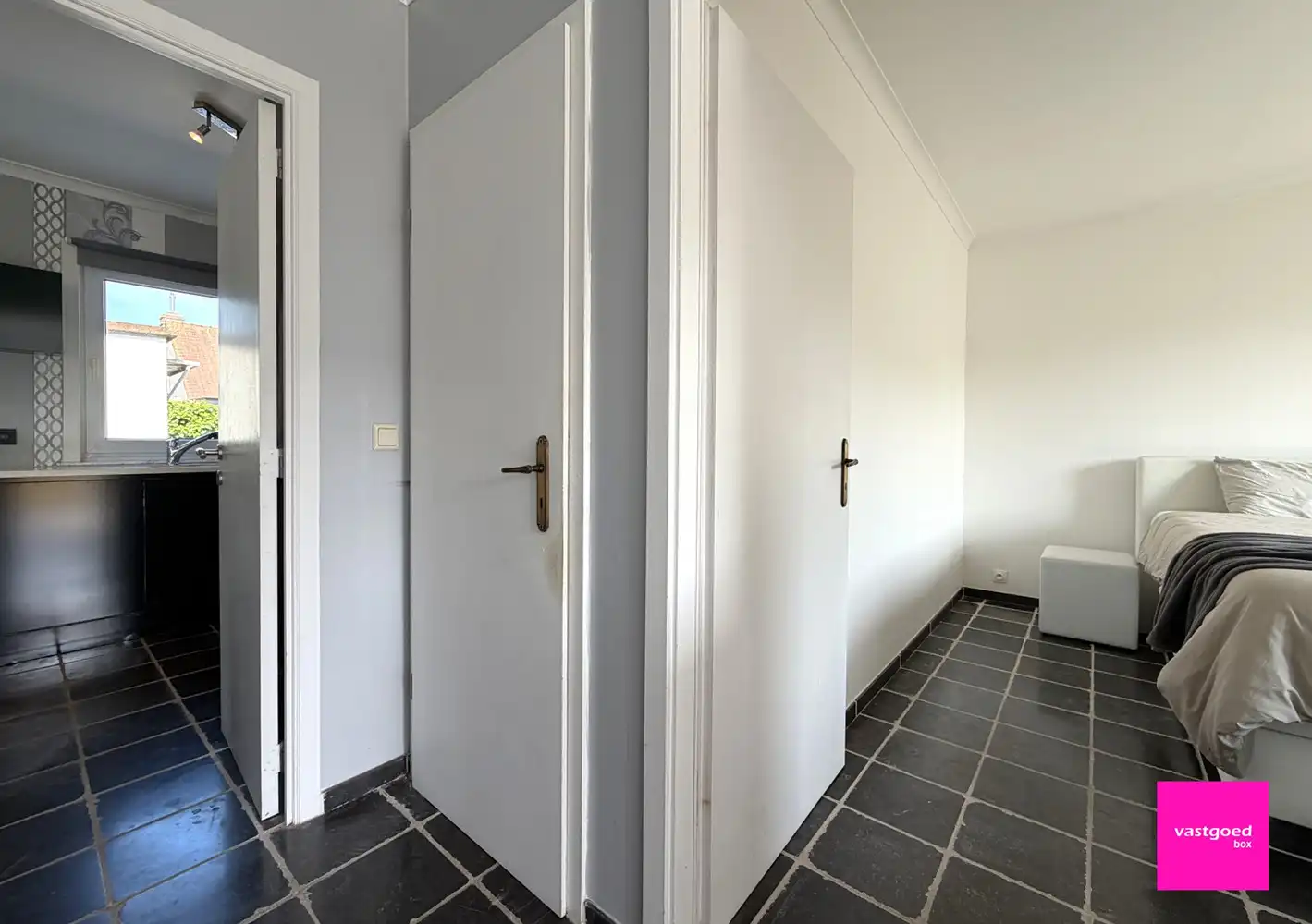 Instapklare alleenstaande woning met tuin, garage en 491 m² grond in De Haan foto 14