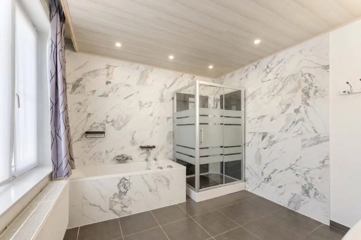 DUPLEX APPARTEMENT (104 m²) MET 2 SLPKS IN HARTJE TIELT foto 8