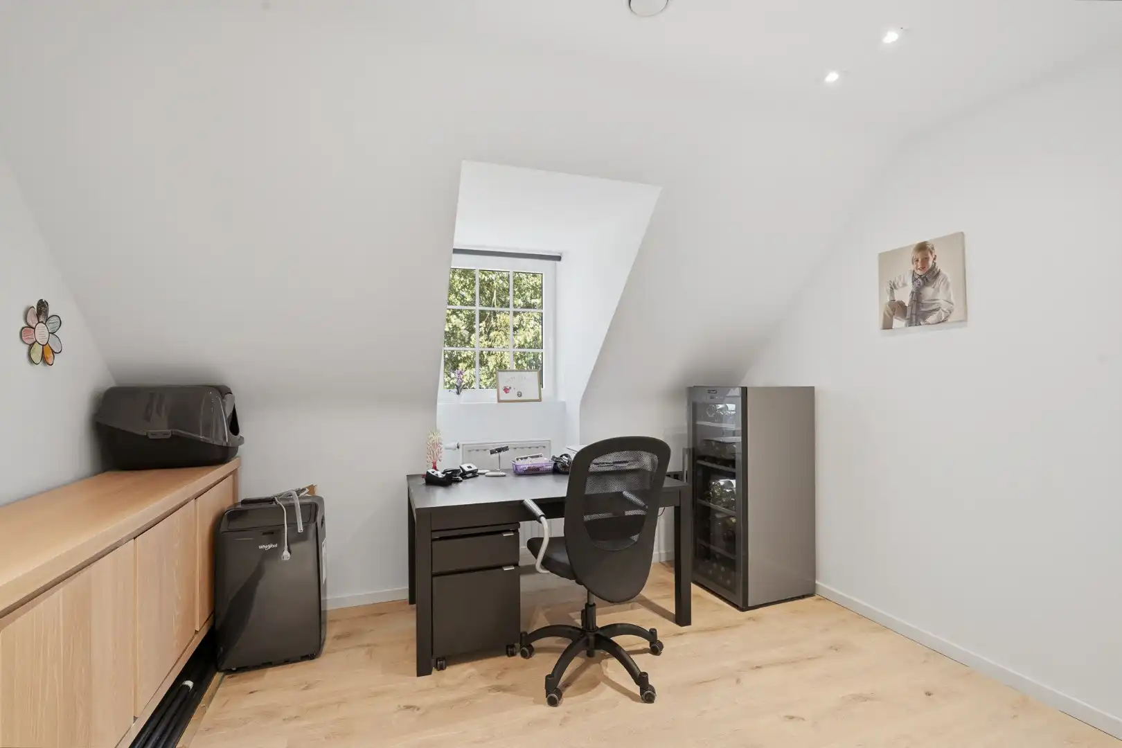 Moderne halfopen bebouwing met zonnige tuin en hoogwaardige afwerking foto 20