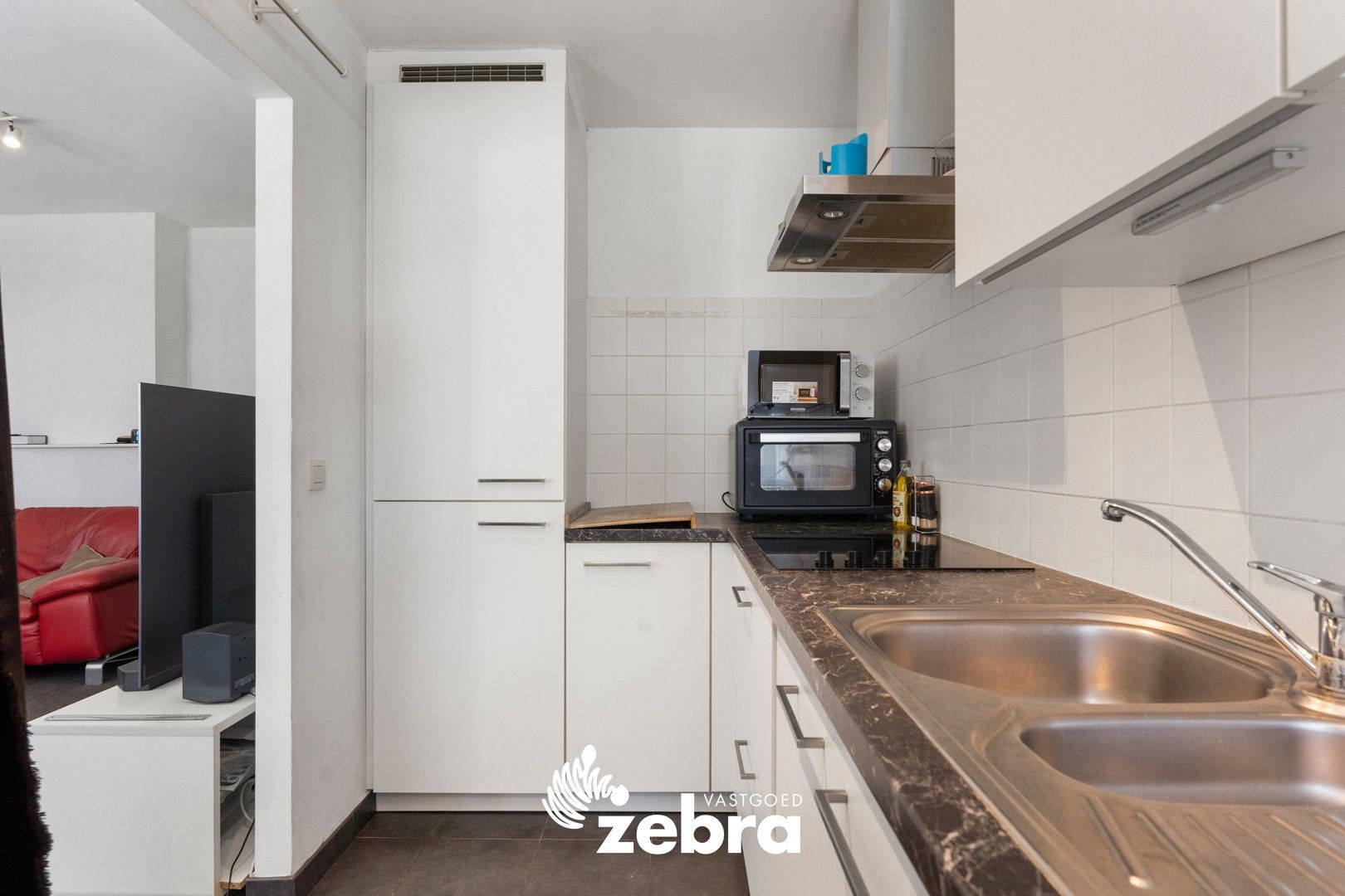 Instapklaar één-slaapkamerappartement in hartje Roeselare! foto 7