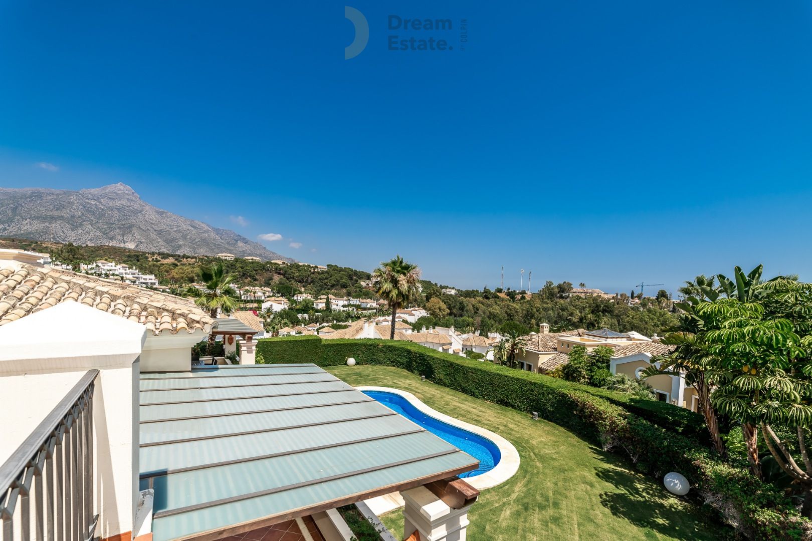 Villa met mooi uitzicht op de bergen en zee te Nueva Andalucia, Marbella foto 51