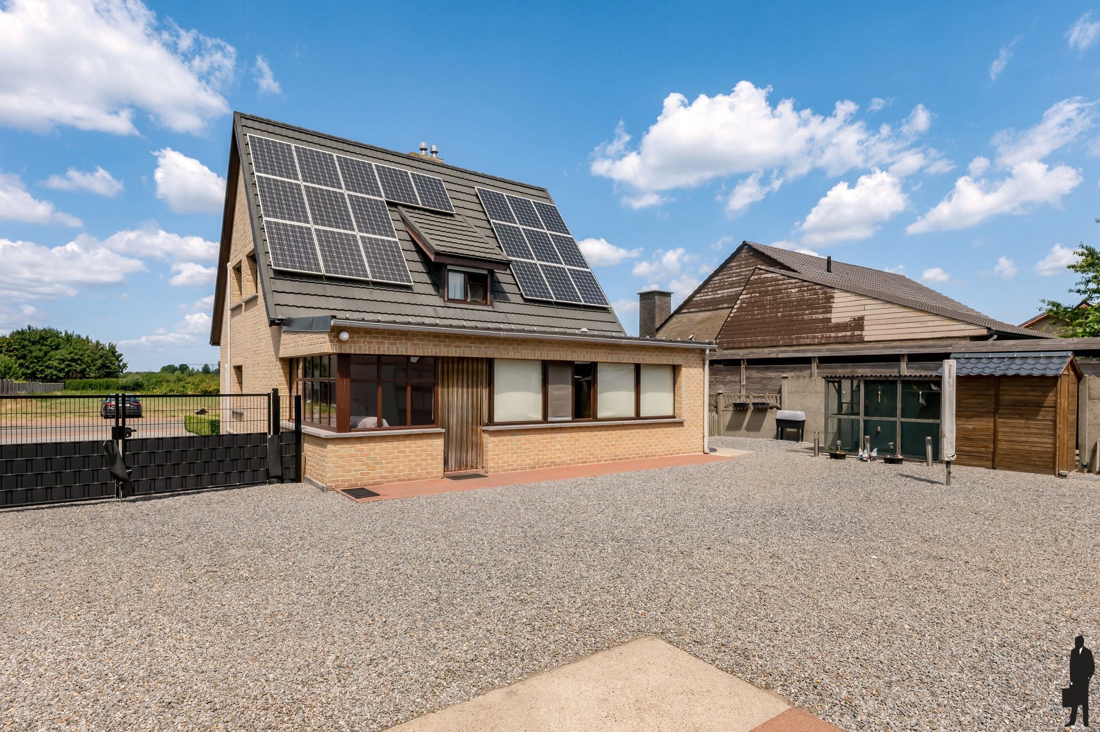 Vrijstaande woning gelegen in het centrum van Zammel/Geel foto 15