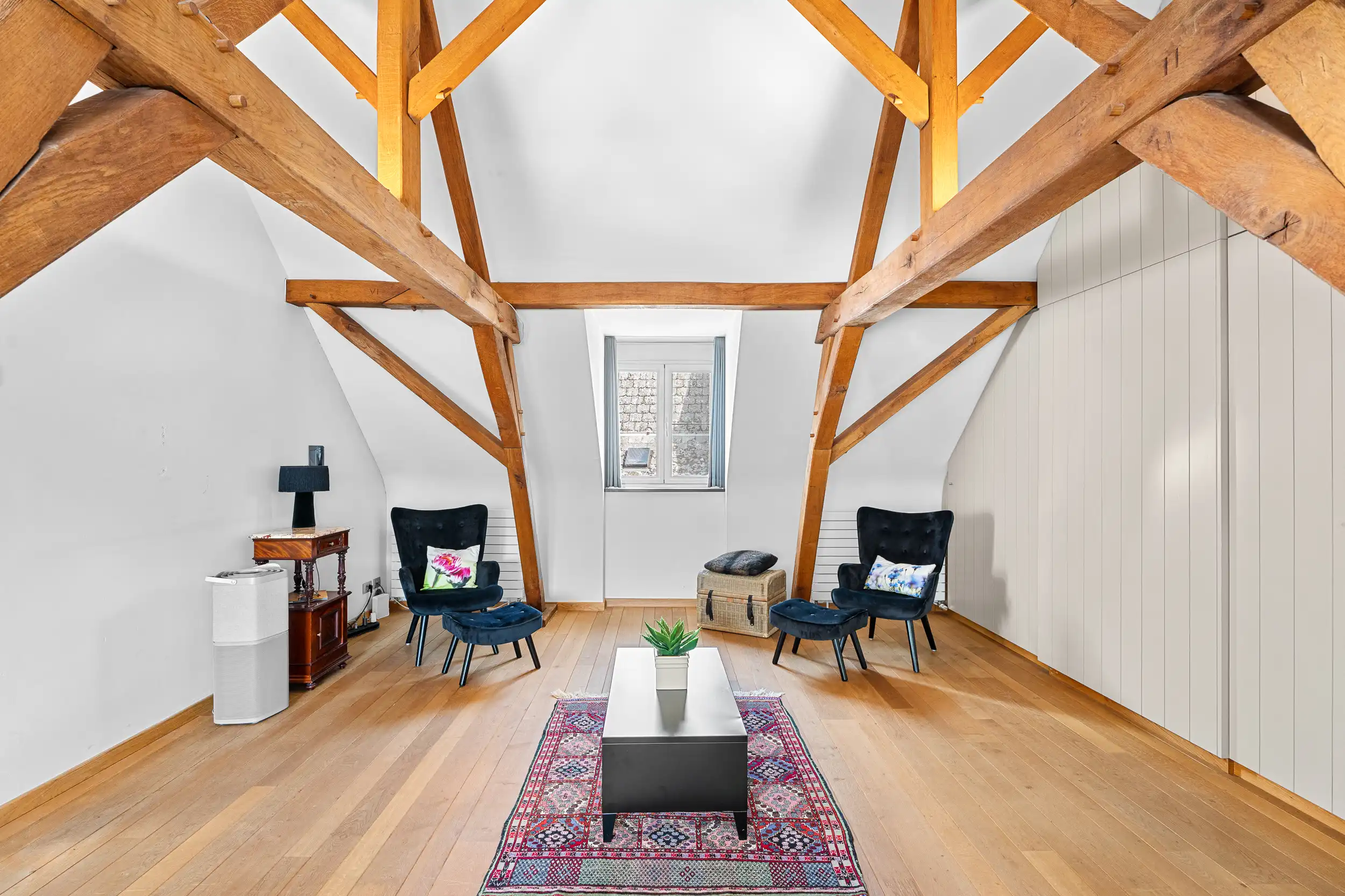 Karaktervolle burgerhuis op enkele passen van Zimmerplein foto 28