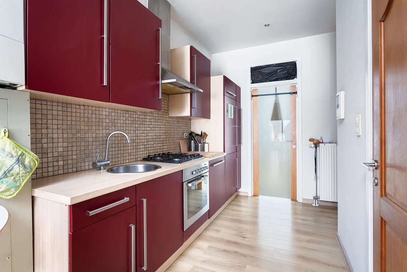 Karaktervolle woning aan de gezellige Troonplaats foto 12
