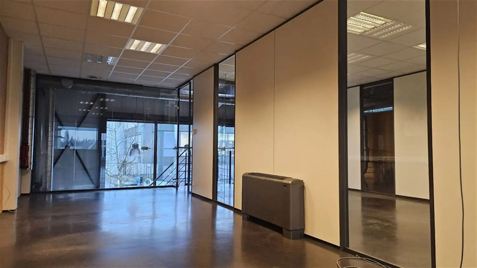 High-end bedrijfspand op toplocatie foto 15