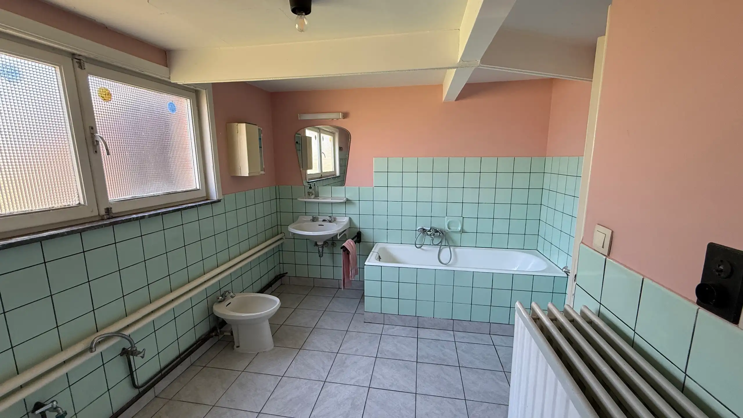 Te renoveren woning op prachtig perceel in het groene Baal foto 8