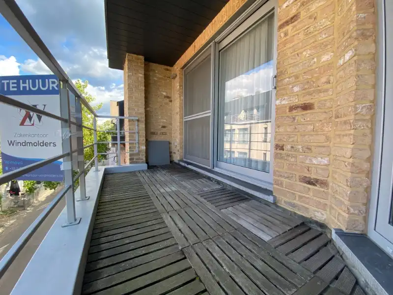 Duplex-appartement met 2 slpks en terras in het centrum van Houthalen foto 9