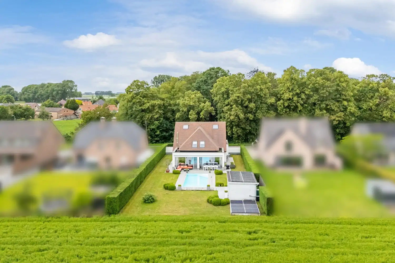 Exclusieve villa met zwembad en adembenemende polderzichten foto 16
