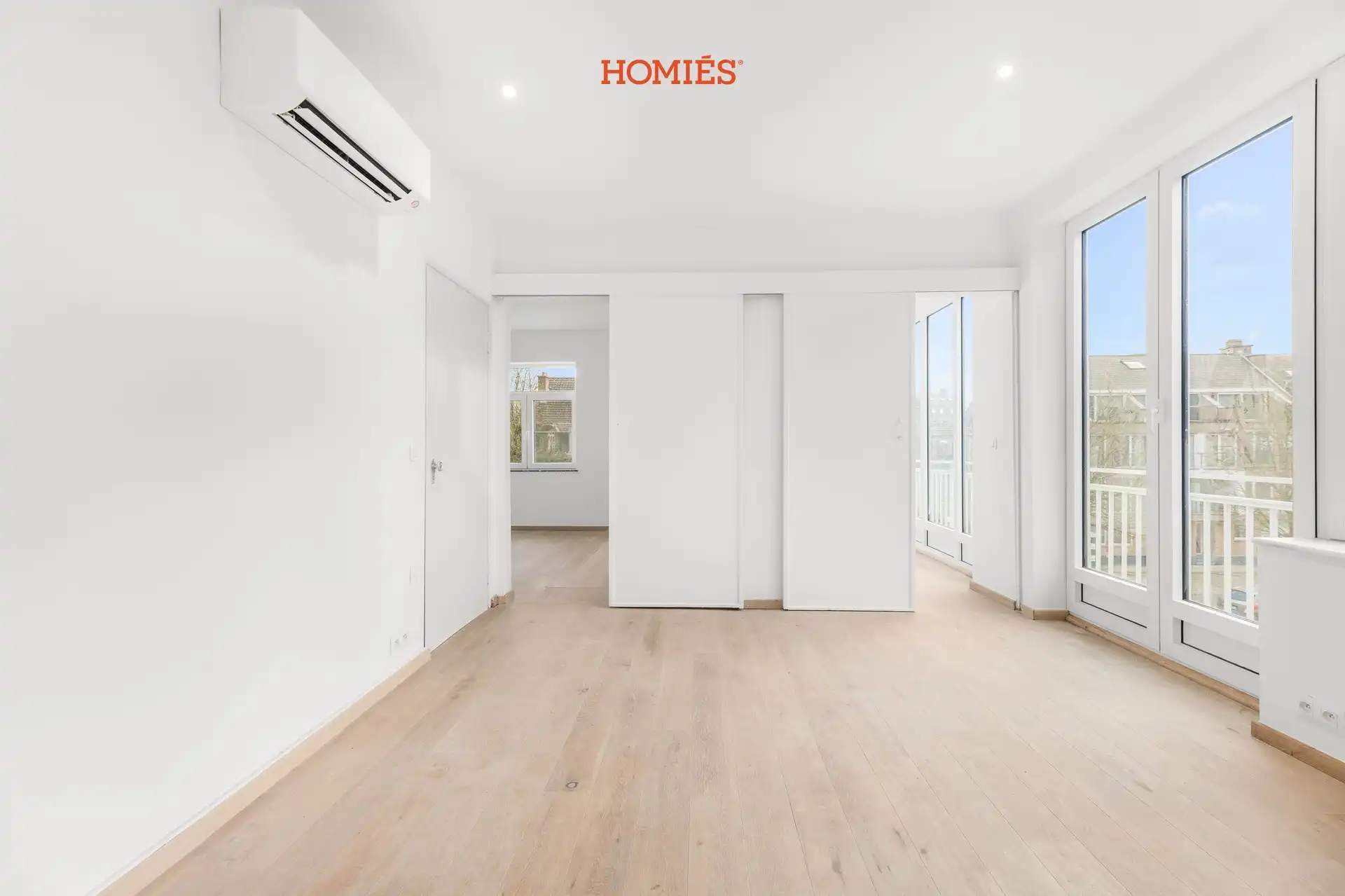 Gerenoveerd 2-slaapkamerappartement op toplocatie foto 4