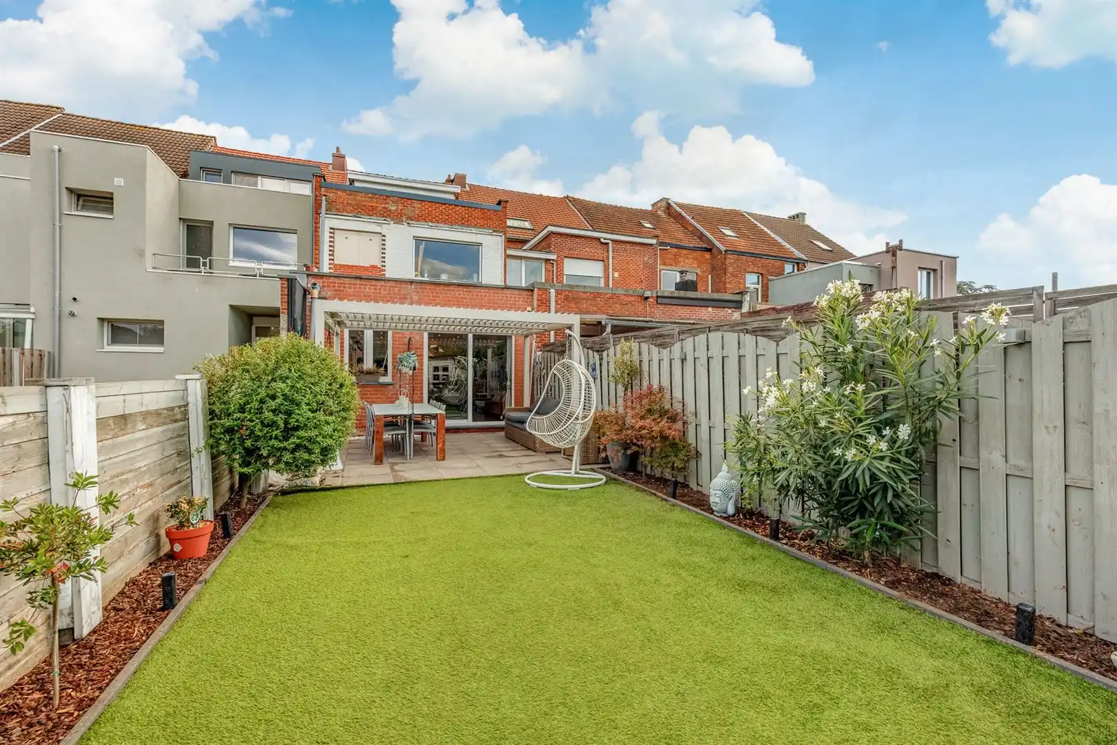 Ruim wonen in Tuinwijk met tuin, garage en vier slaapkamers foto 10
