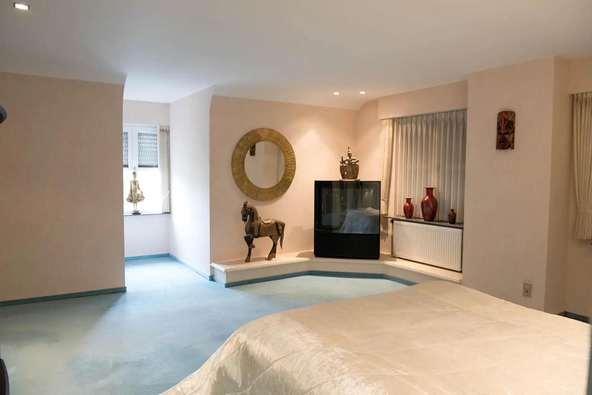 Mooie stijlvilla met kwalitatieve afwerking en zeer verzorgde tuin met oprijlaan. foto 14