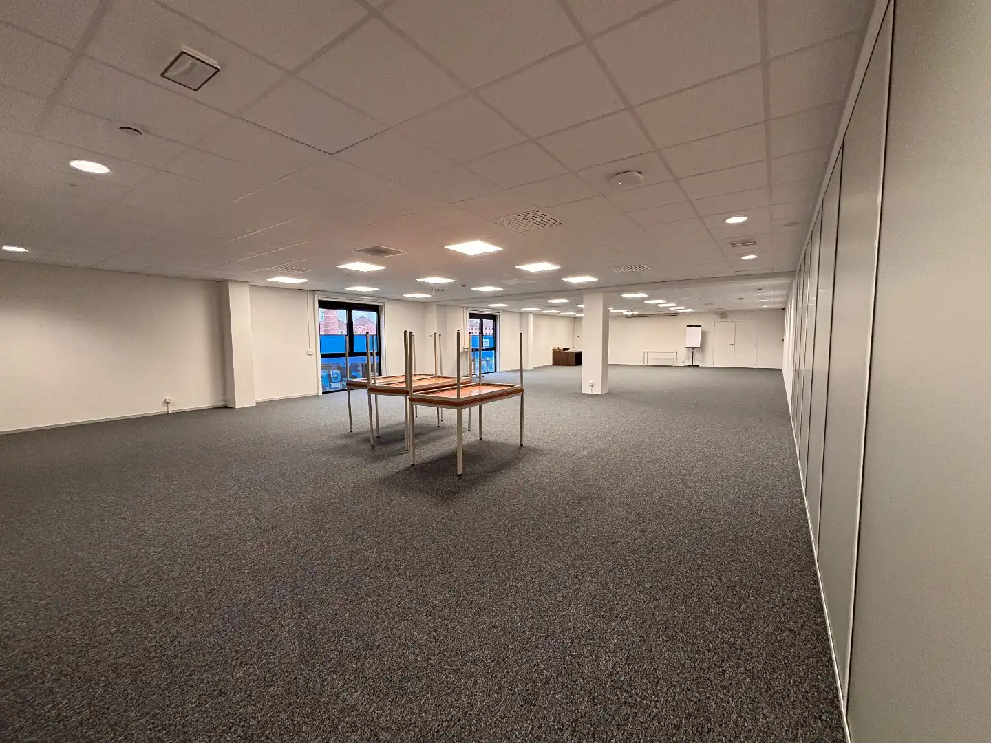 Commercieel kantoor te huur (360 m²) op de Pottelbergsite! De ideale locatie voor jouw bedrijf! foto 2