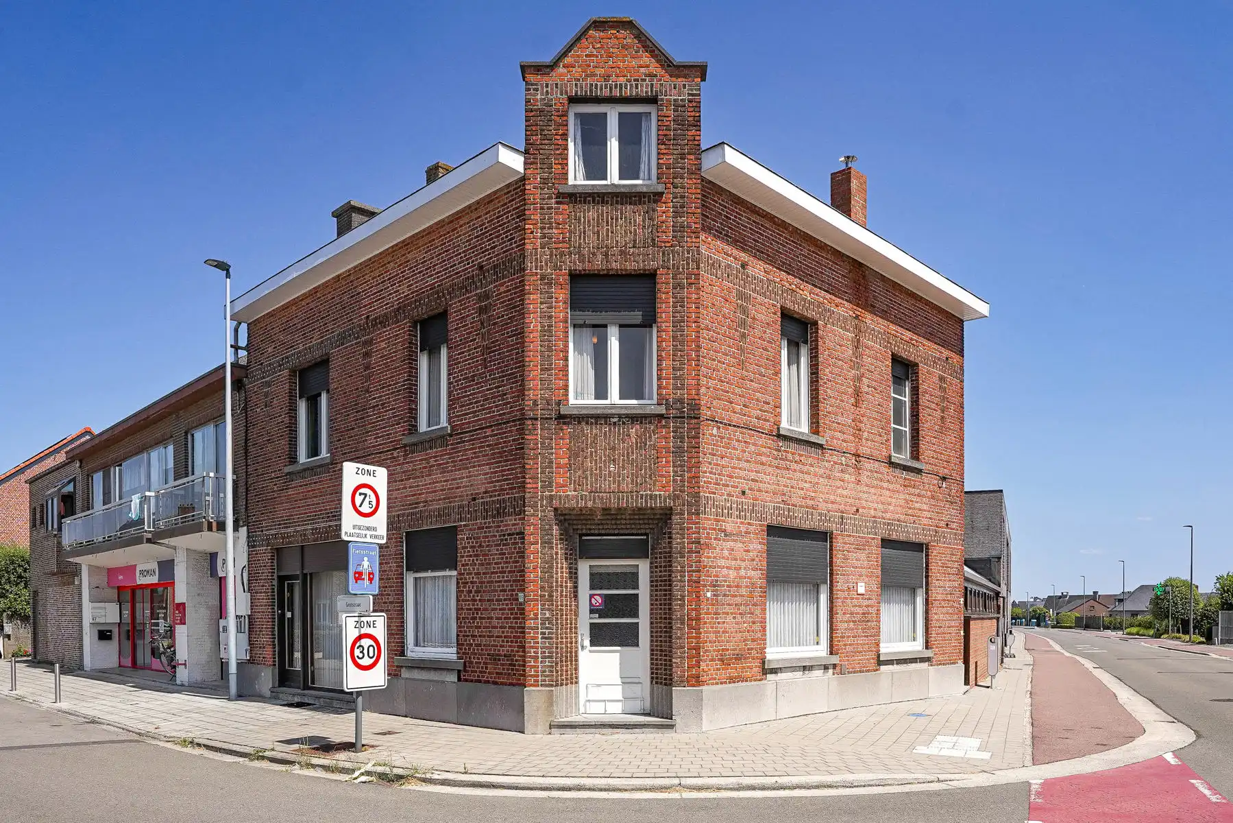 Uitzonderlijk vastgoed met handelspand (café) + woonst te Ramsdonk foto 2