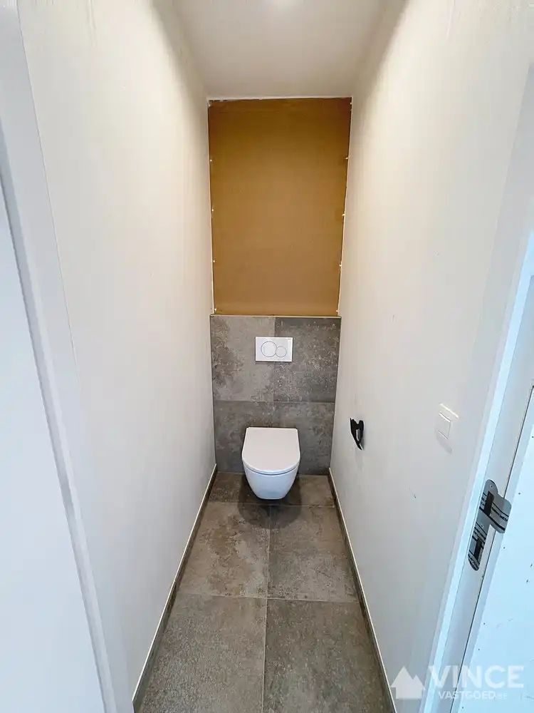 Prachtige ruime nieuwbouwwoning foto 17