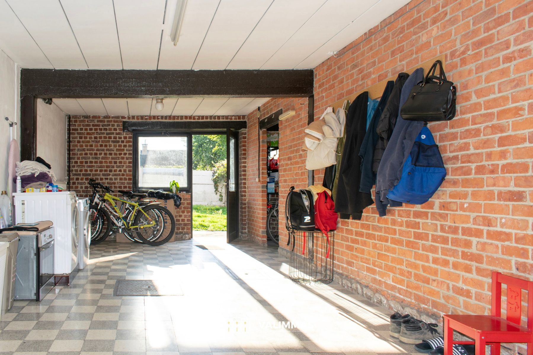 Verzorgde bel-étagewoning met garage, terras en tuin... foto 12