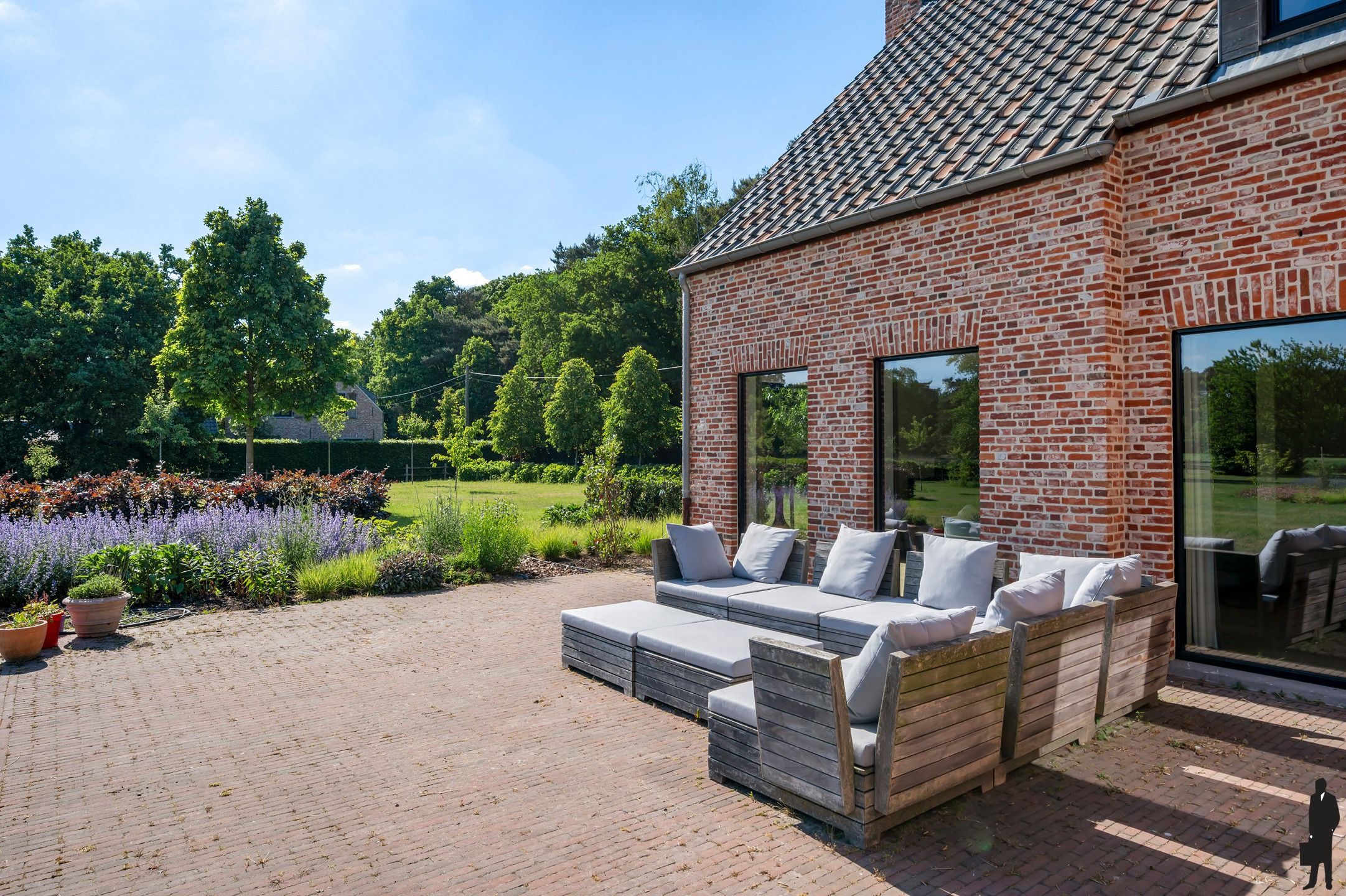 Charmante, volledig gerenoveerde villa  foto 33