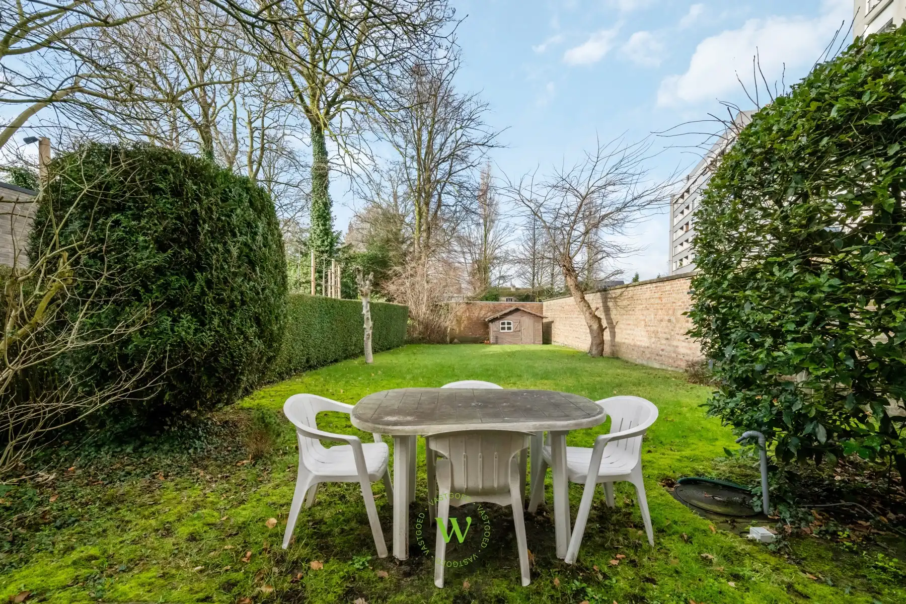 Woning met veel potentieel in fietsstraat in Sint-Michiels foto 3