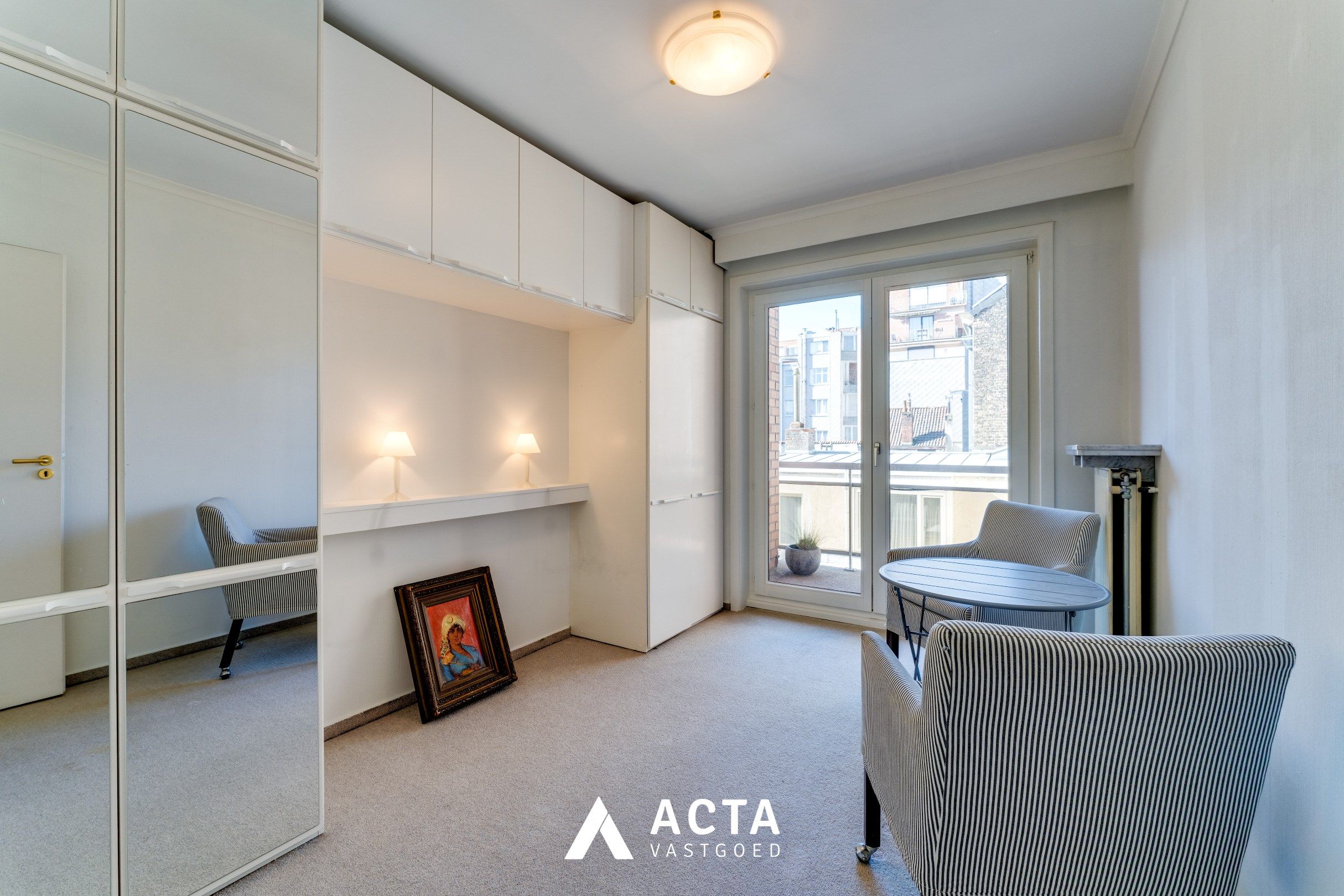 Ruim leefappartement aan het Leopoldpark in Oostende foto 14