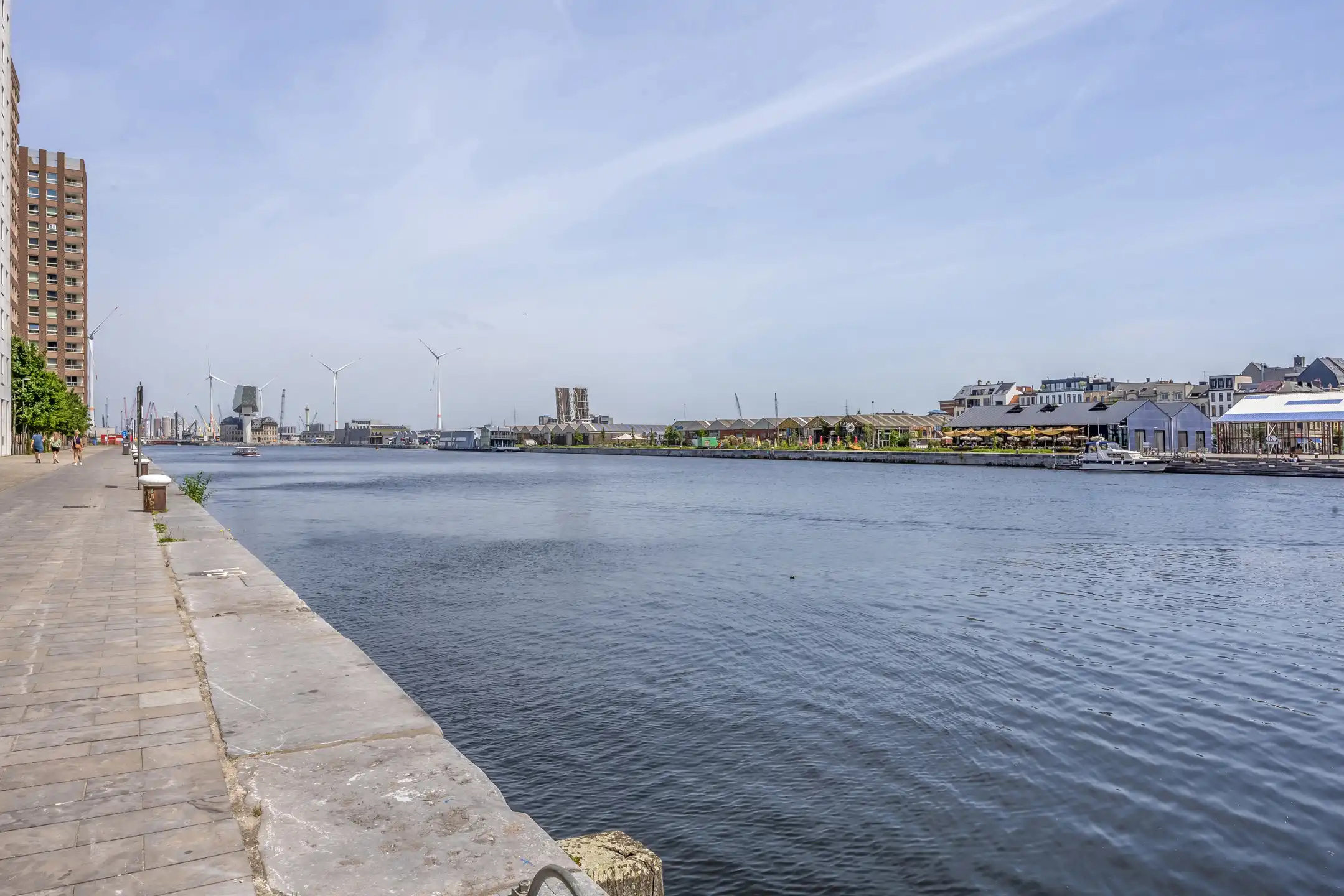 100m² wooncomfort op top ligging aan het Eilandje foto 21