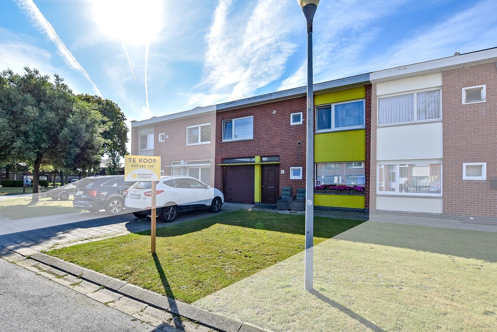 Woning met 4 slaapkamers en garage in centrum Diksmuide! foto 2