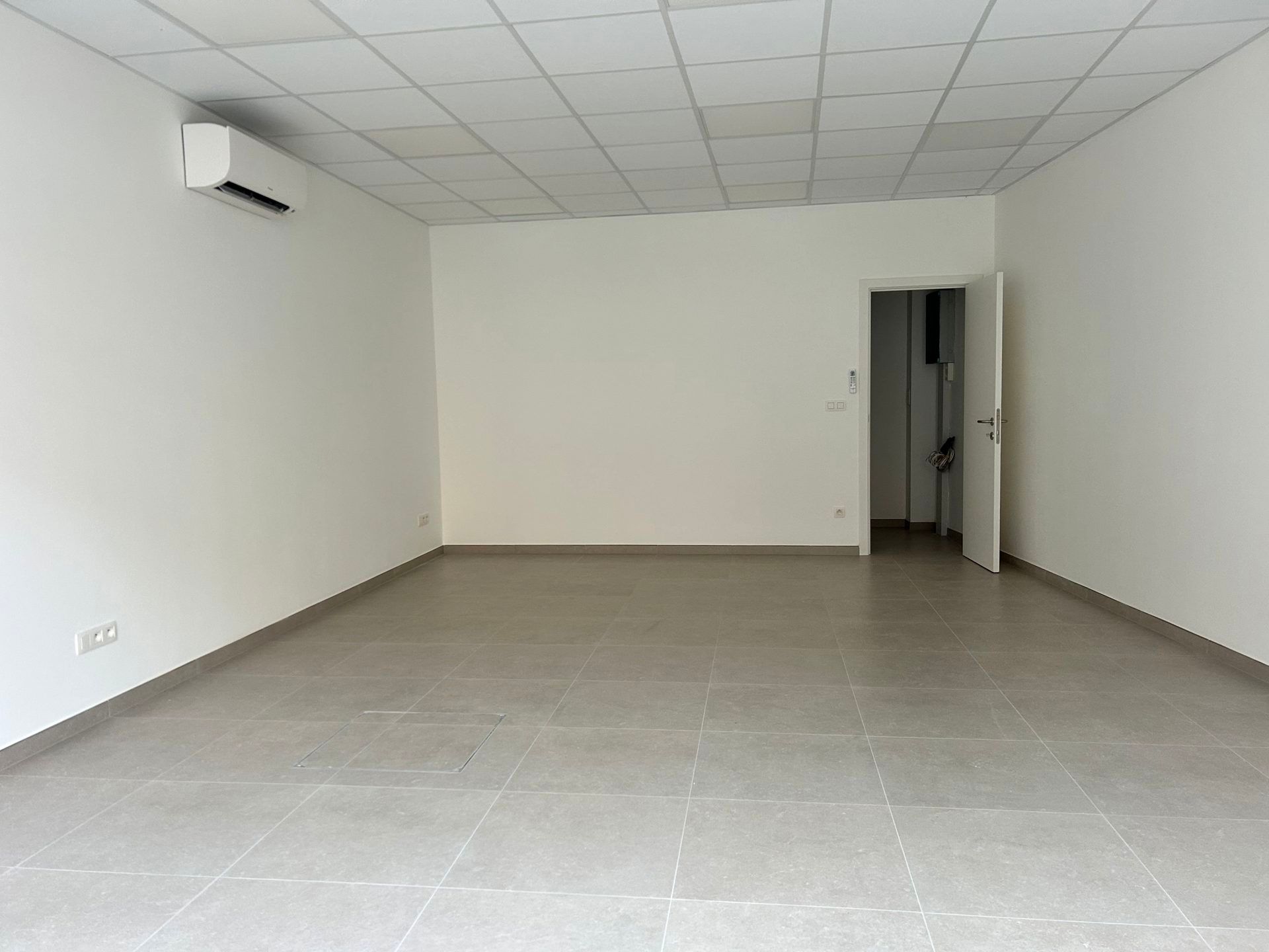 Kantoor te huur in centrum ronse foto 3