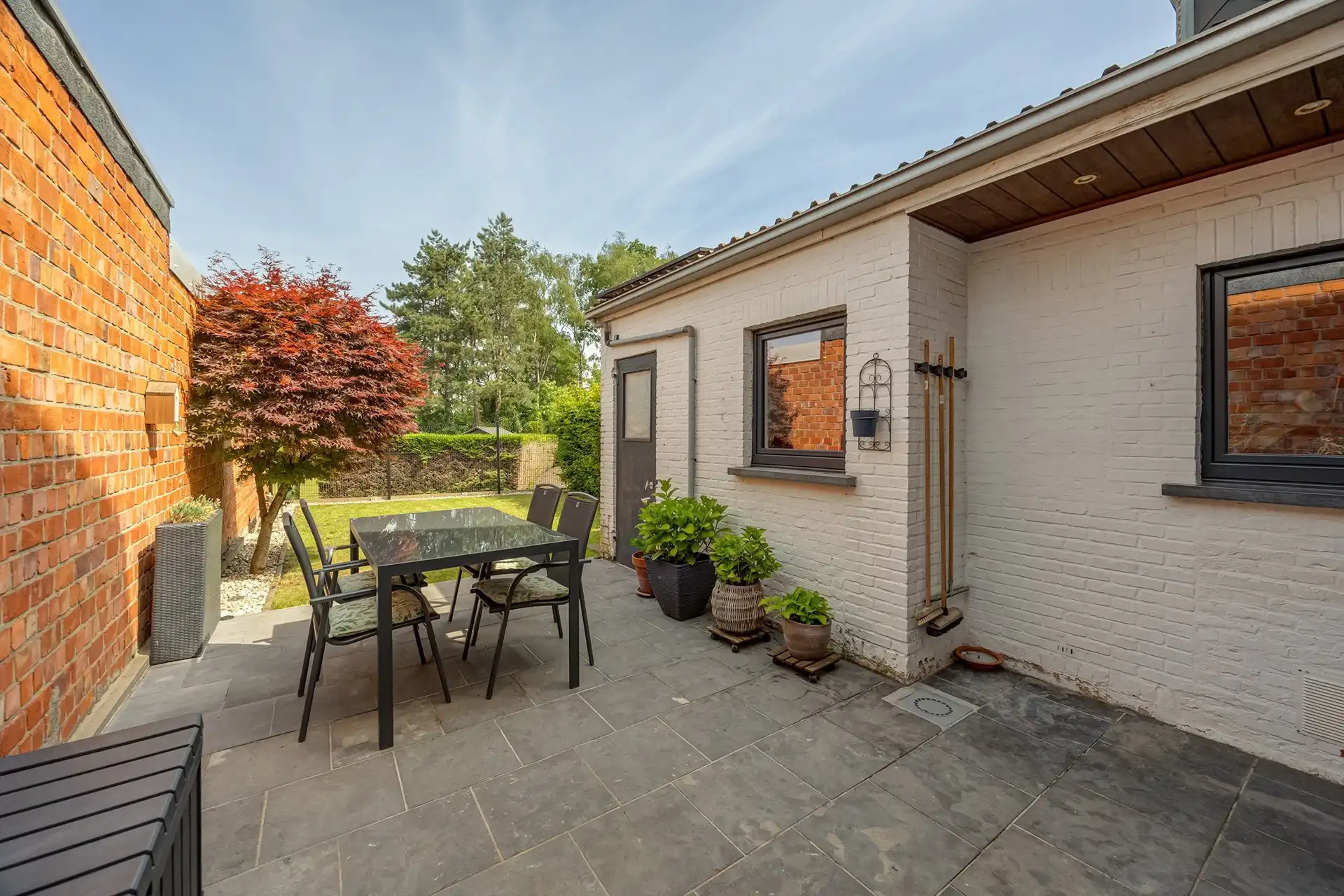 Instapklare starterswoning met 3 slaapkamers en gezellige tuin foto 10