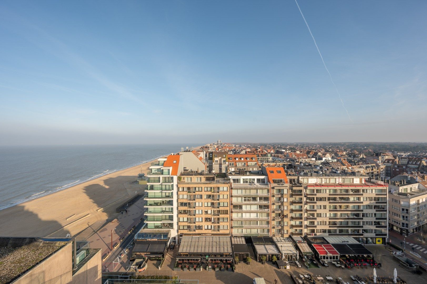 Uitzonderlijke penthouse gelegen op de Zeedijk aan het Van Bunnenplein met panoramische zichten. foto 21