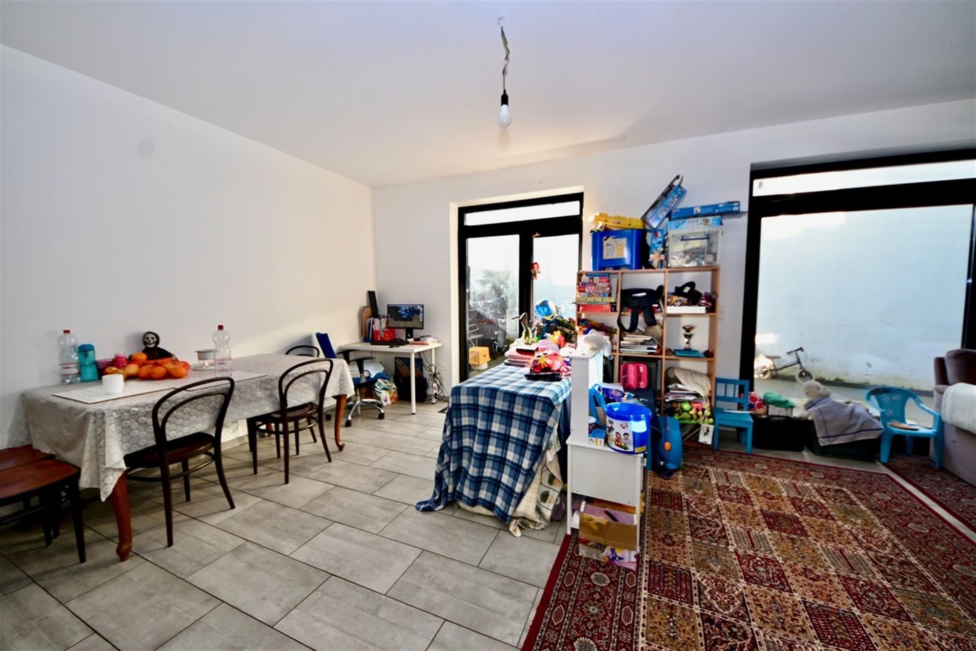 Gelijkvloers appartement met 2 slaapkamers en terras.  foto 4