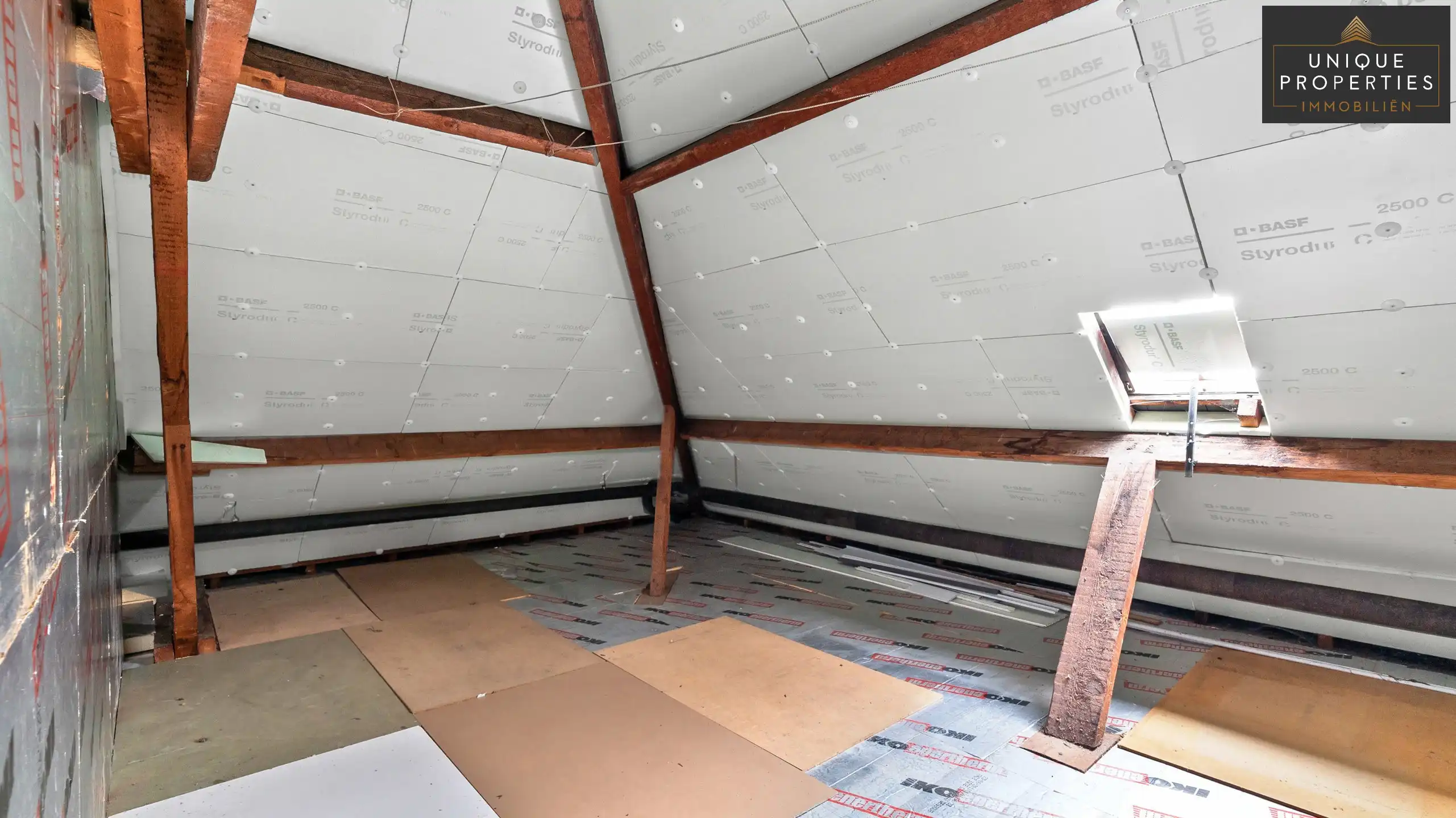 Huis te koop foto 15