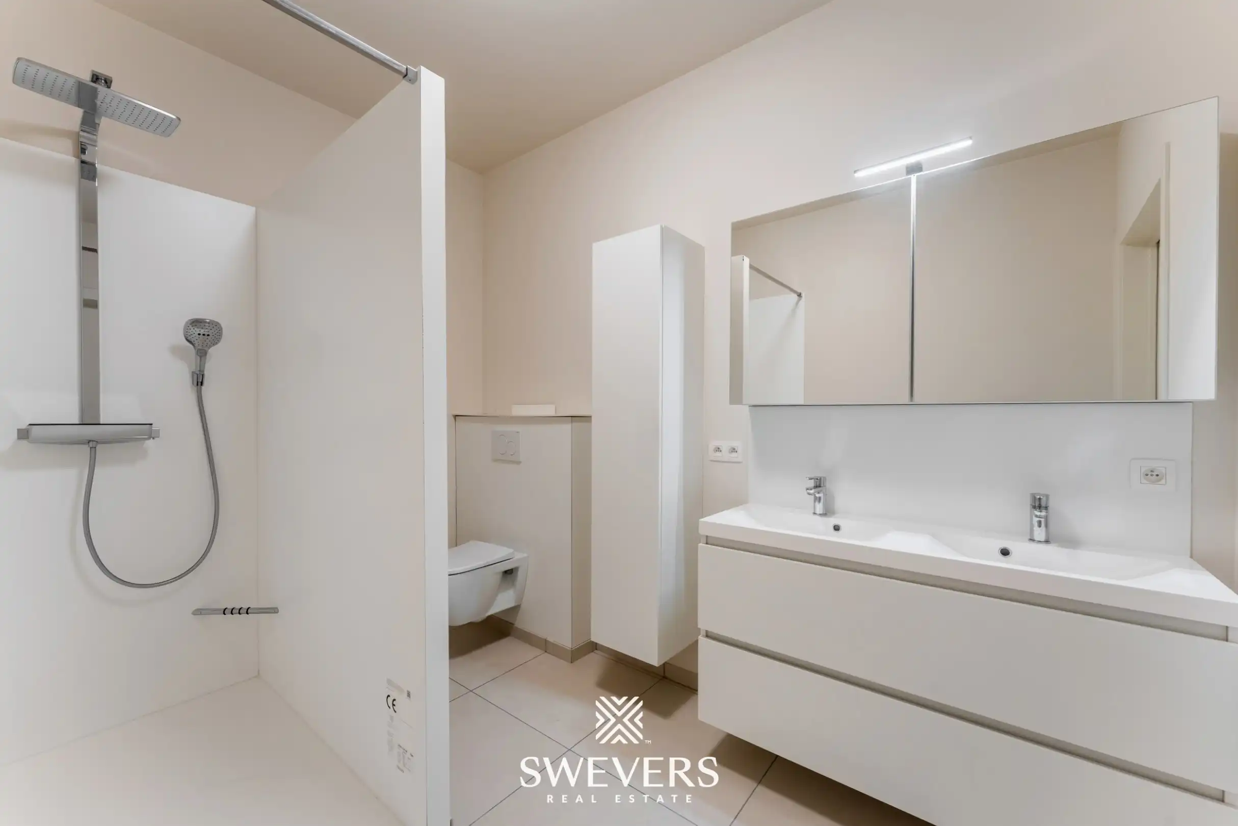 Stijlvol, gelijkvloers en instapklaar appartement (208 m²) mét private tuin en private kelder vlakbij Zolder-centrum foto 18