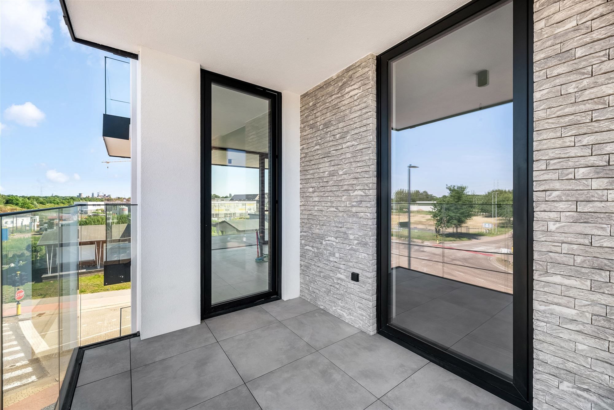 NIEUWBOUW APPARTEMENT VAN 113M² MET 2 SLAAPKAMERS EN TERRASSEN MET MOGELIJKHEID TOT AANKOOP 6% BTW! foto 7