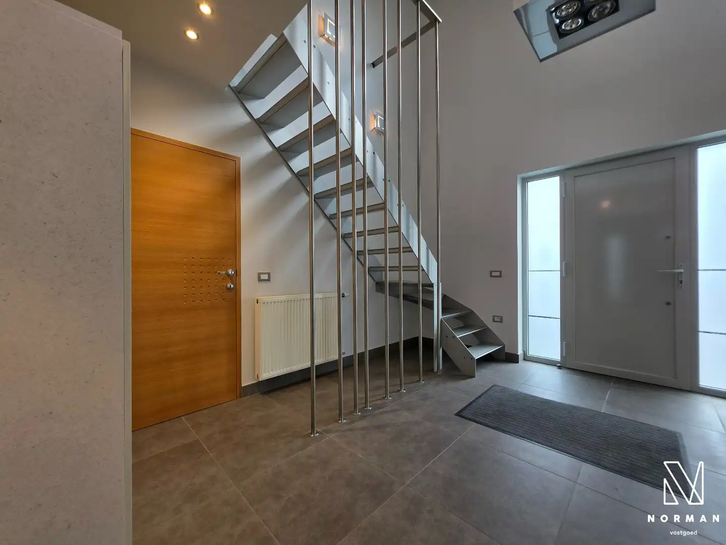 Prachtig domein met luxueuze instapklare villa, grote tuin en landbouwgrond in Hulste foto 8