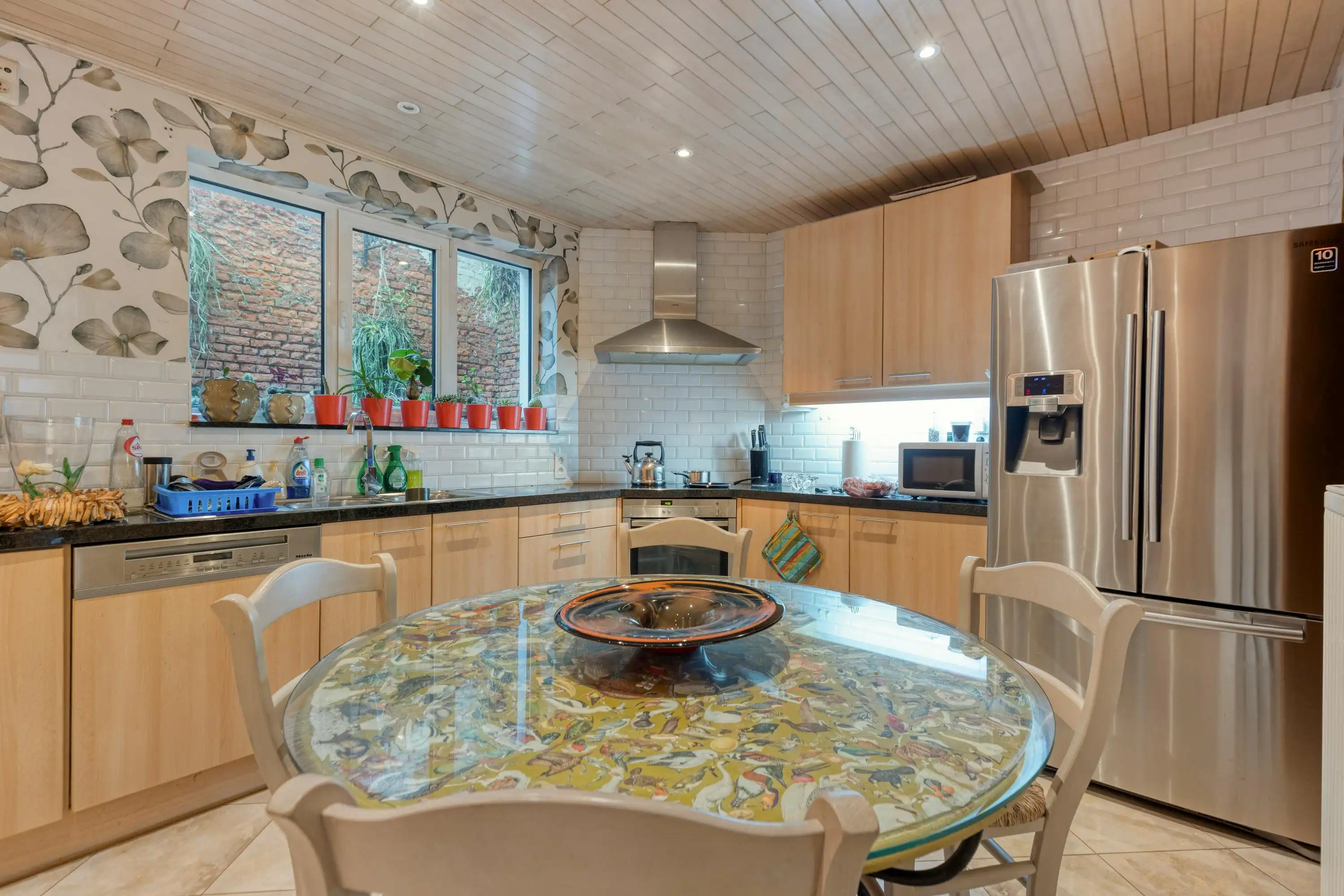 Te renoveren huis (175m²) in Deurne met terras  foto 6