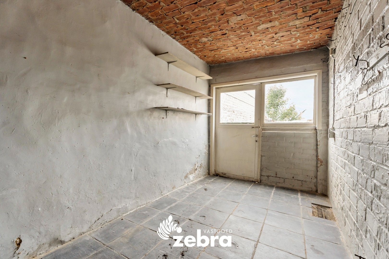Te renoveren woning met 3 slaapkamers te Oostrozebeke! foto 22