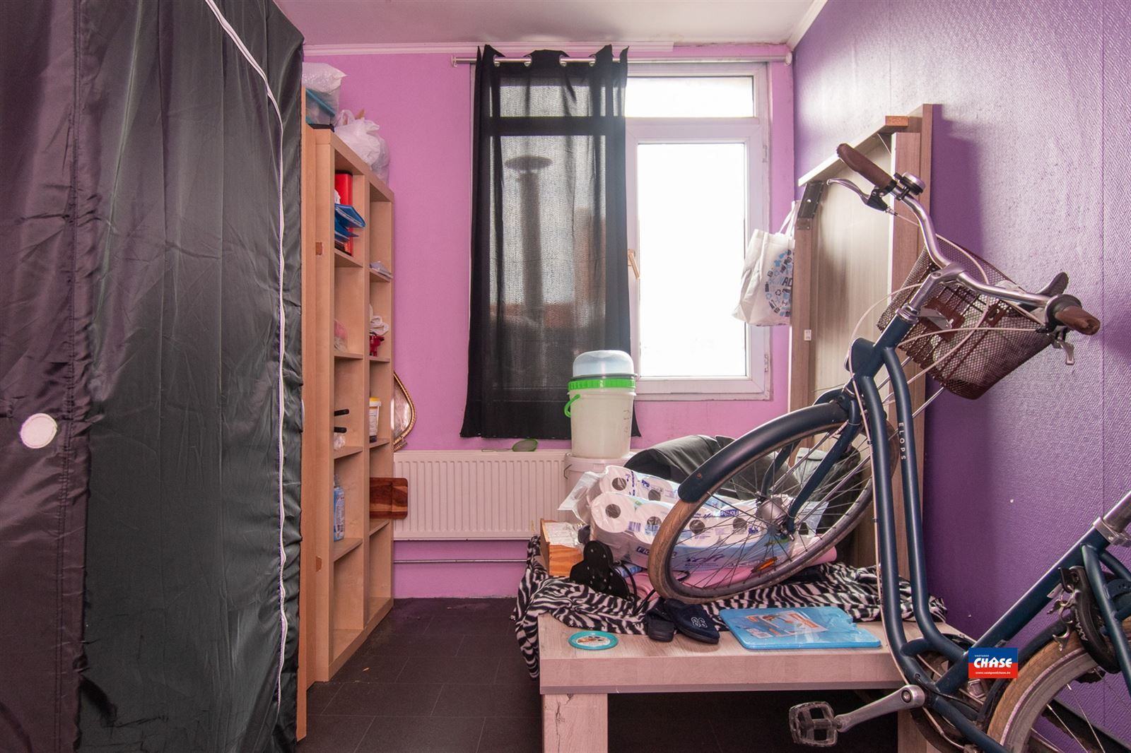 Ruime woning met 6 slaapkamers en handelsgelijkvloers foto 9