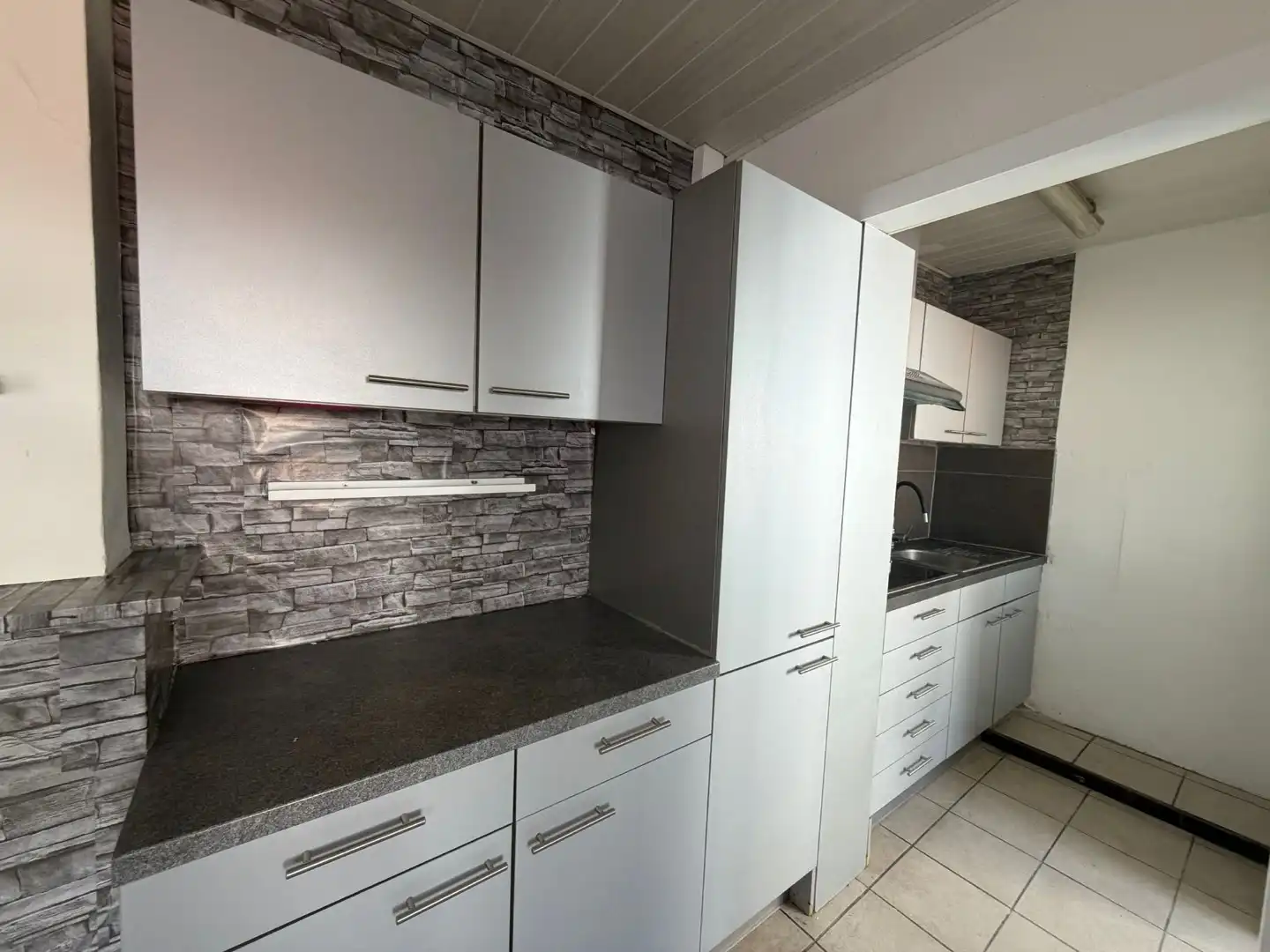 Duplex appartement te huur in Oostende. foto 4