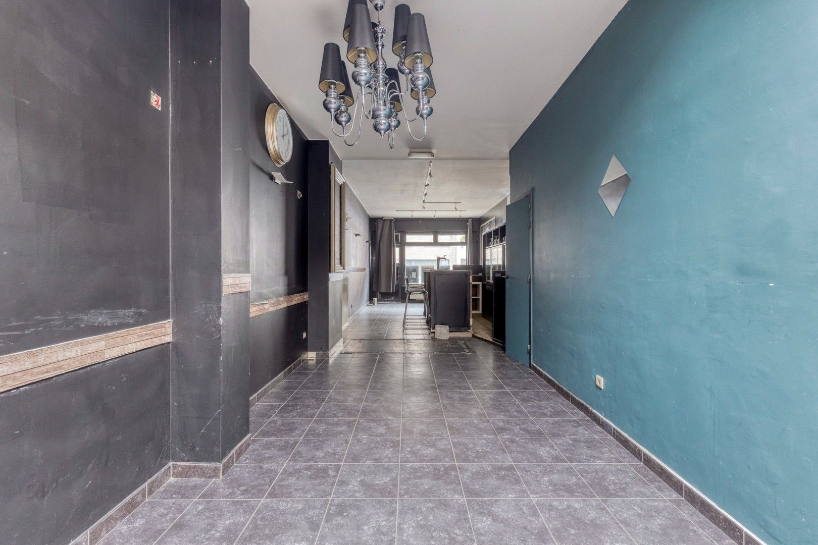 Ideaal gelegen woonhuis met zonnige tuin nabij de Bourgoyen. foto 5