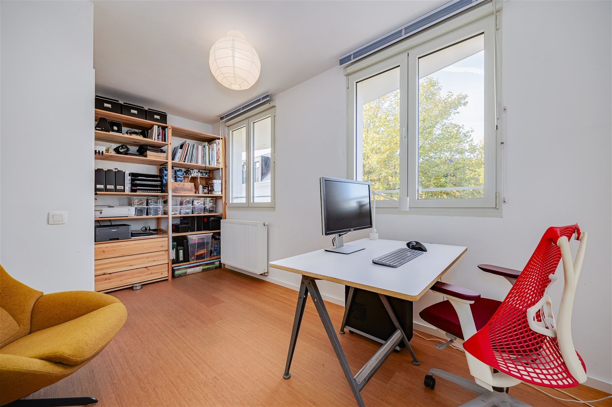 Unieke woning met 3 slk en groot terras aan een zonnig plein foto 15