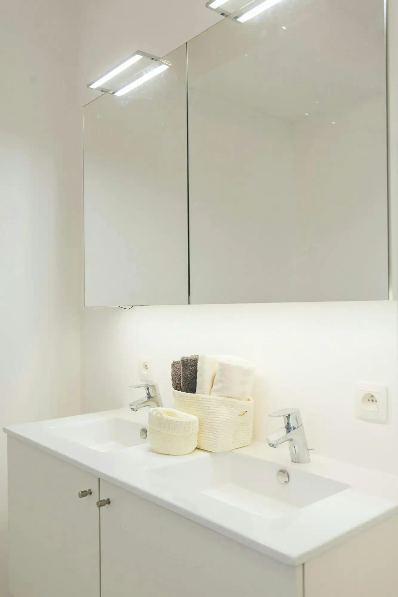 Recent gelijkvloers appartement te koop in centrum Deerlijk foto 11