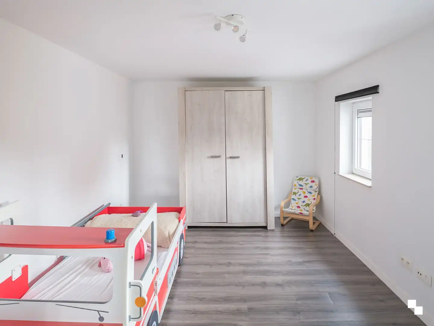 Lichtrijke woning met vier slaapkamers en zonnige tuin te Oosterzele foto 23