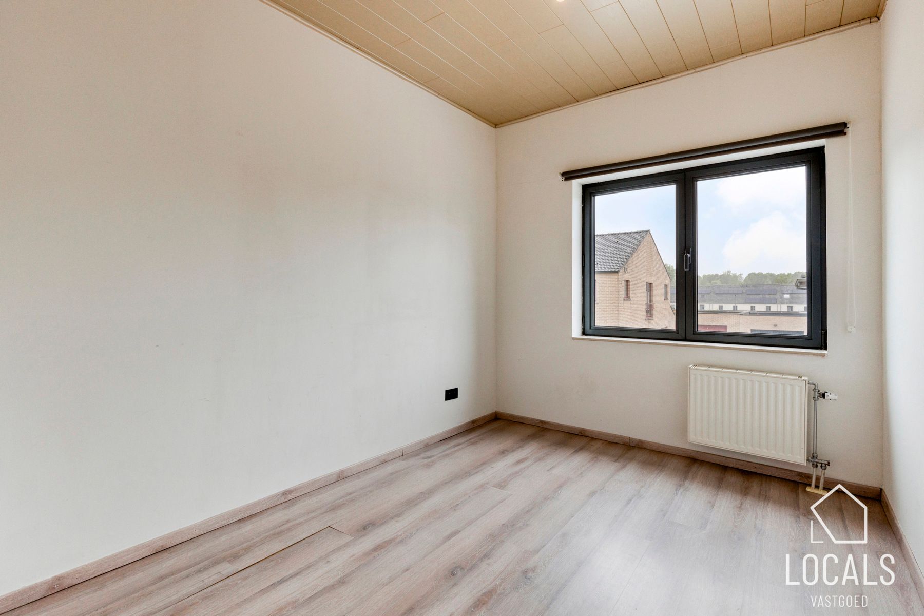 Gerenoveerde woning met mogelijkheid tot 4 slaapkamers foto 15