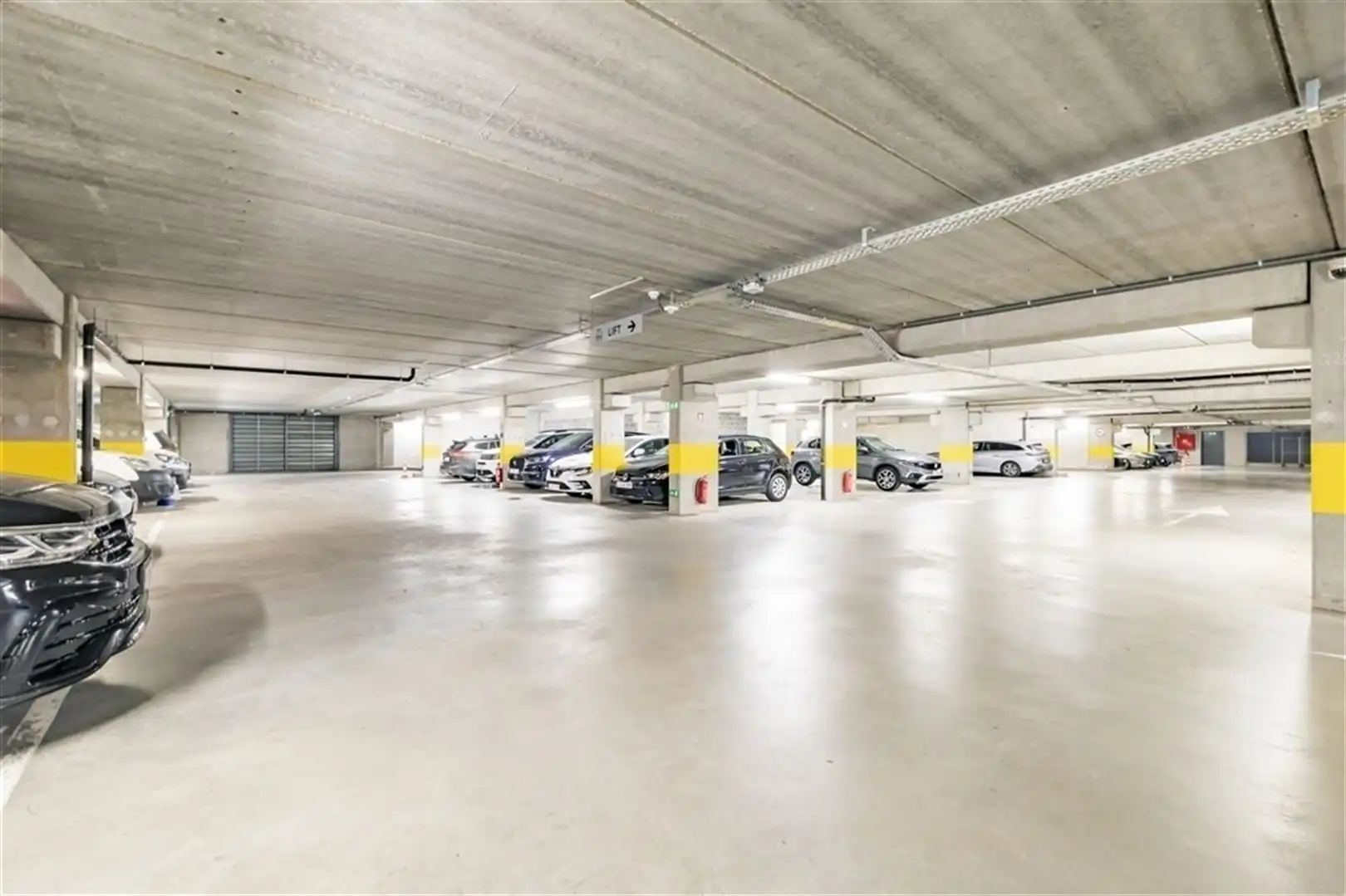 BOUDEWIJNLAAN 30: kantoor van 351m² foto 15