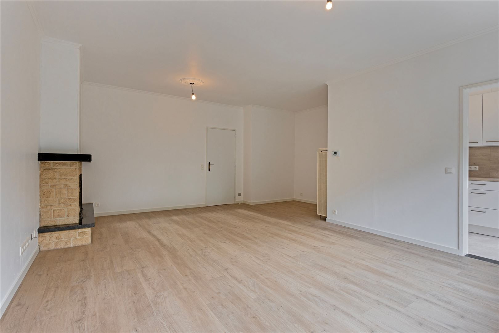 Gerenoveerd gelijkvloers appartement in Edegem foto 4