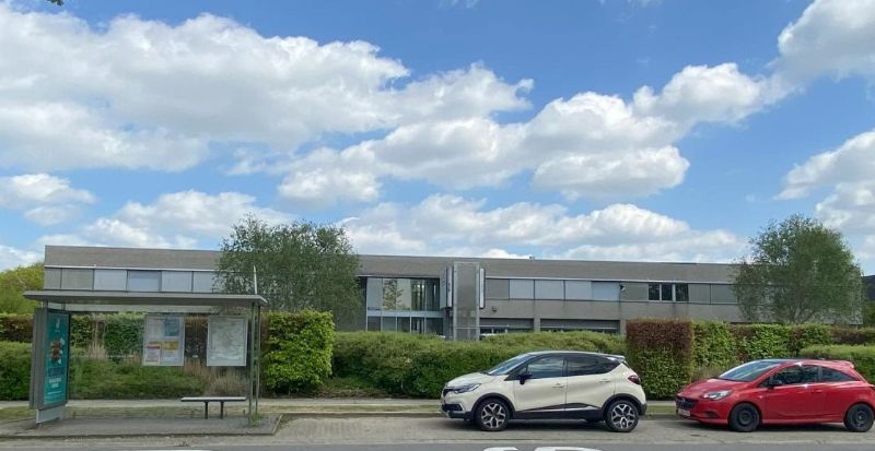 Kantoorruimte te huur foto {{pictureIndex}}