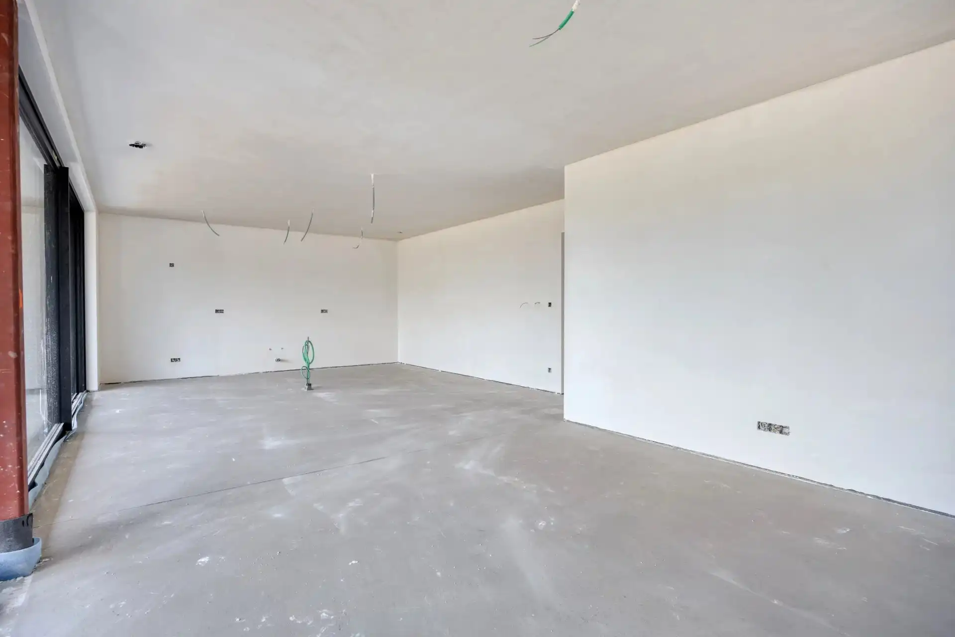 EXCLUSIEF PETNHOUSE VAN 112M² MET 2 SLPK’S EN RUIM TERRAS VAN 44M² IN LINKHOUT foto 6