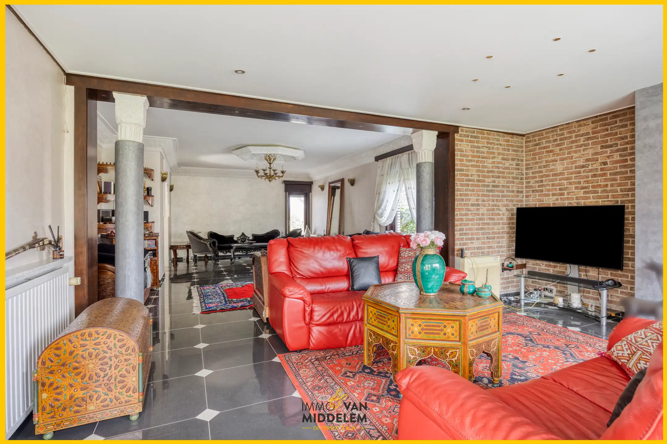 RUIME WONING MET 6 KAMERS EN GROTE TUIN foto 7